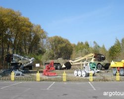 Exposition of remotely operated machines